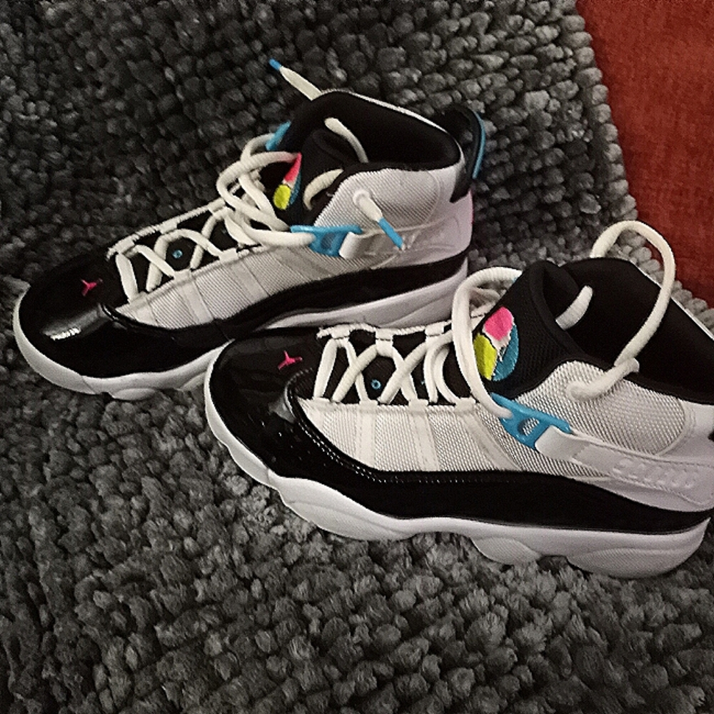 Jordan size 2 big kid unisex